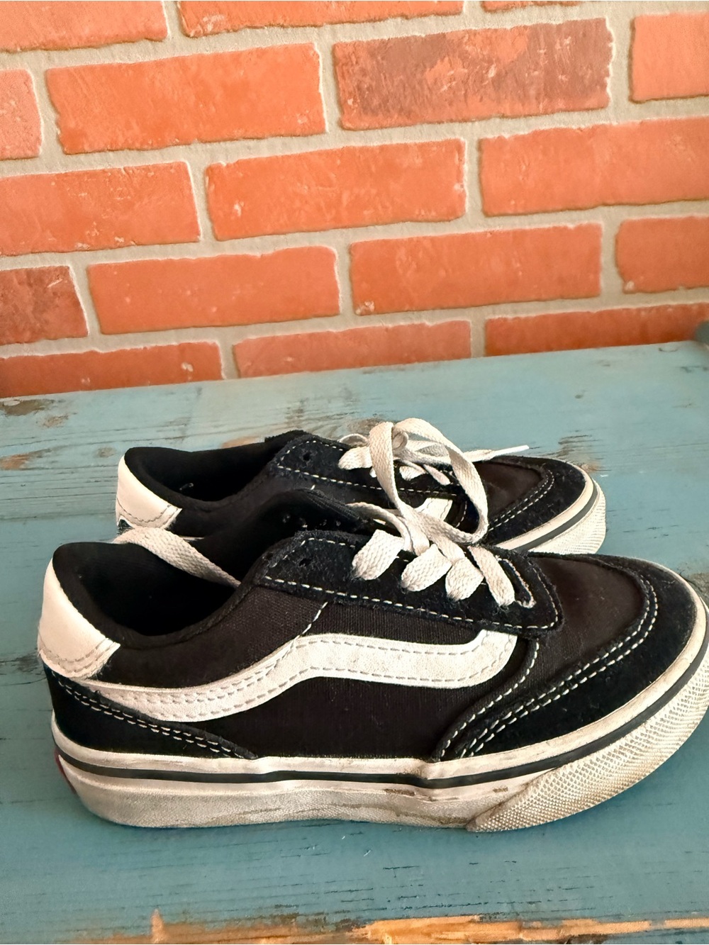 Vans Black and White Lace Up Sneakers Size 11